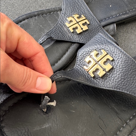 Tory Burch Jolie Flat Thong Tumbled Leather Sandal Shoes - Black Sz 9.5 Preppy - Picture 4 of 8
